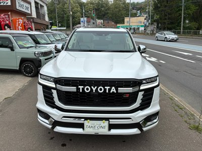 TOYOTA LAND CRUISER 300 - 2