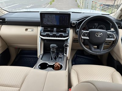 2023 Toyota LAND CRUISER 300 — миниатюра 17