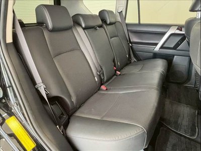 TOYOTA LAND CRUISER PRADO - 10