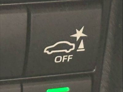 TOYOTA LAND CRUISER PRADO - 8