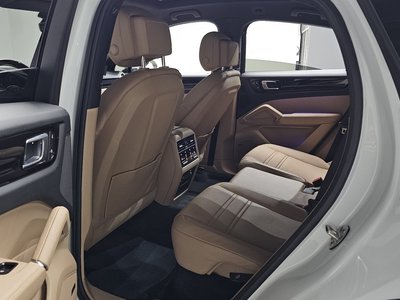 2022 Porsche CAYENNE 缩略图 16