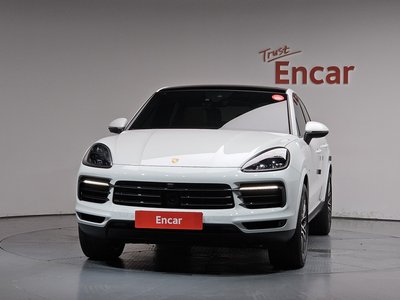 2022 Porsche CAYENNE 照片 2