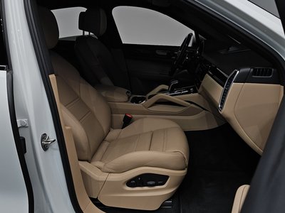 2022 Porsche CAYENNE 缩略图 18