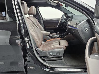 2023 BMW X4 — миниатюра 16