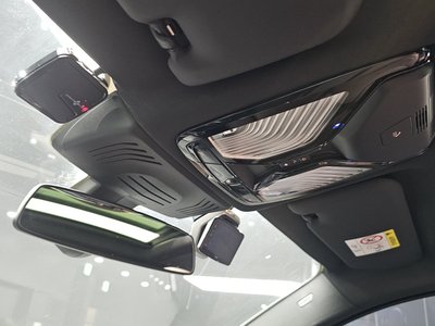 2023 BMW X4 — миниатюра 21