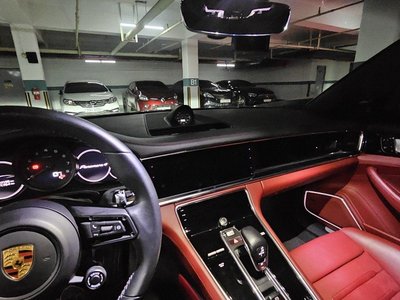 PORSCHE PANAMERA - 10