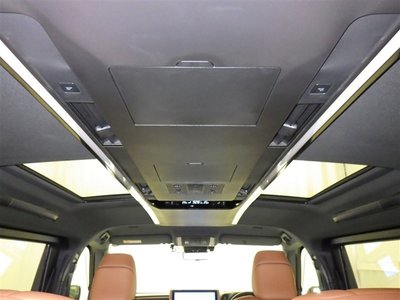 TOYOTA VELLFIRE - 10