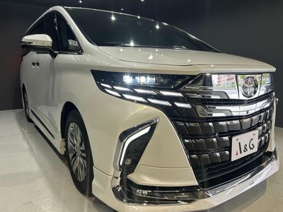 TOYOTA ALPHARD - 1