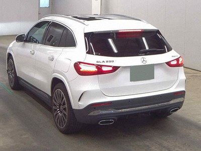 MERCEDES-BENZ GLA - 1