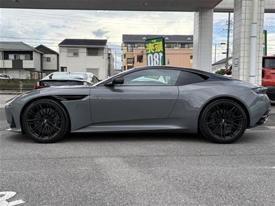 2026 Aston Martin DB12 照片 14