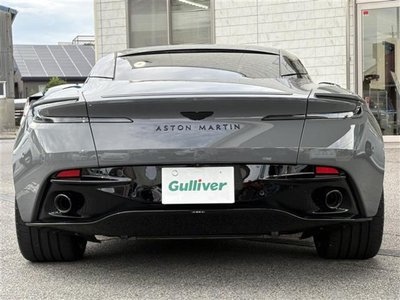 2026 Aston Martin DB12 照片 12