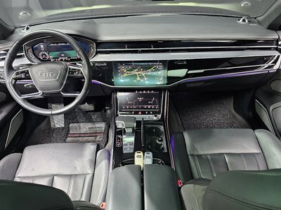 AUDI A8 - 5