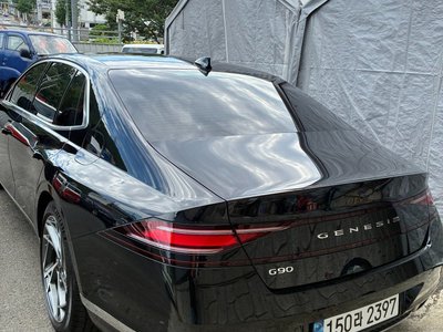 صورة 3 لـ 2023 Genesis G90
