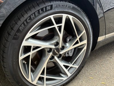 صورة 8 لـ 2023 Genesis G90