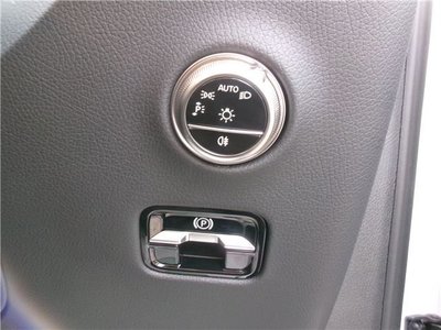 صورة مصغرة 53 لـ 2025 Mercedes-BENZ GLC