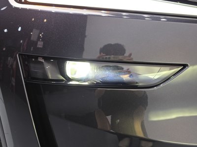 TESLA MODEL Y - 9