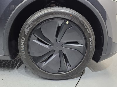 TESLA MODEL Y - 6