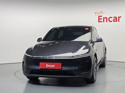 TESLA MODEL Y - 2