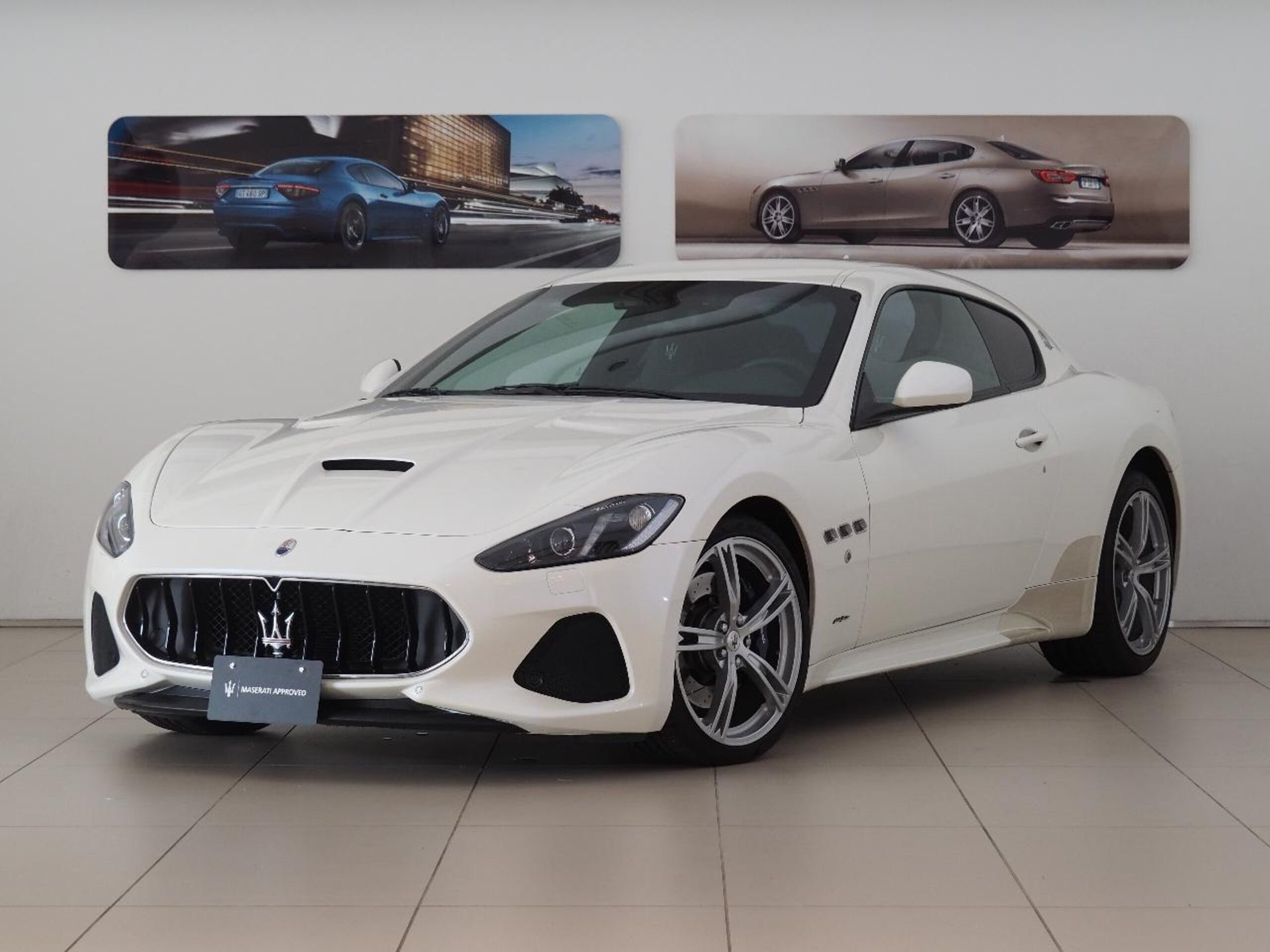 MASERATI GRANTURISMO - View 1