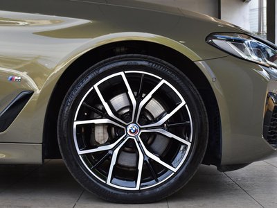 BMW 5 SERIES TOURING - 9