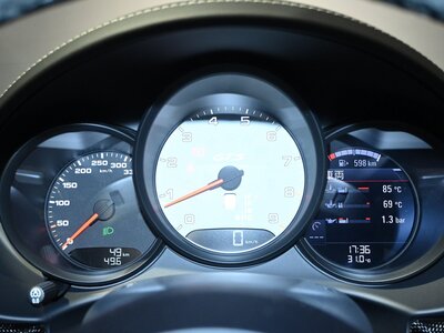 PORSCHE 718 BOXSTER 2025 thumbnail 36