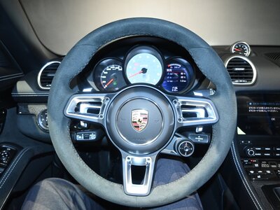PORSCHE 718 BOXSTER 2025 thumbnail 35