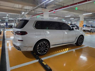 BMW X7 - 3