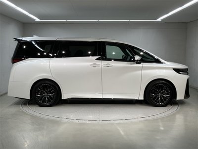 TOYOTA VELLFIRE - 3