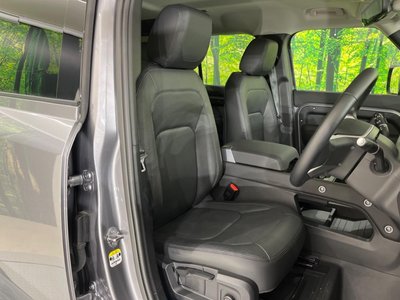 LAND ROVER DEFENDER - 10