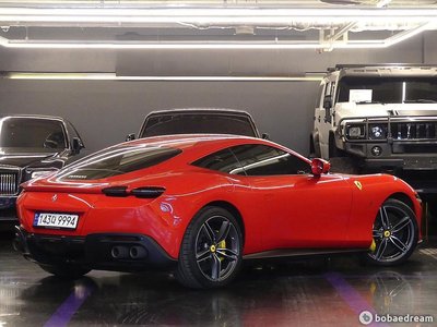 FERRARI ROMA - 2