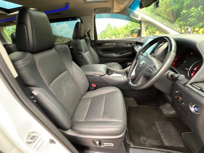 TOYOTA ALPHARD - 7