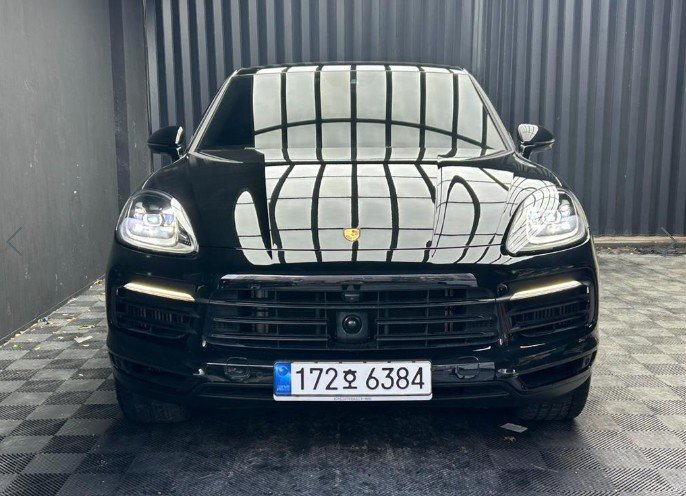 PORSCHE CAYENNE - View 1