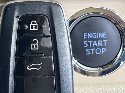 صورة مصغرة 46 لـ 2023 Toyota LAND CRUISER PRADO