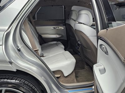 2024 Genesis GV70 — миниатюра 18