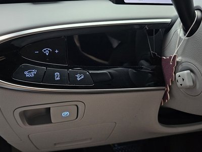 2024 Genesis GV70 — миниатюра 23