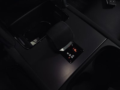 LAND ROVER DISCOVERY SPORT - 10