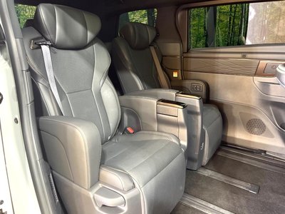 صورة 10 لـ 2025 Toyota ALPHARD