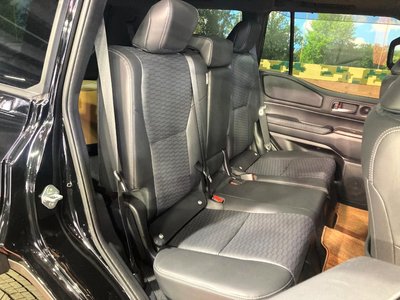 TOYOTA LAND CRUISER 250 - 9