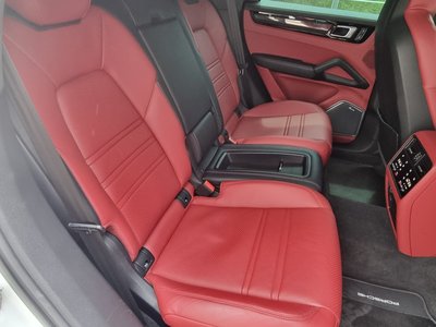 PORSCHE CAYENNE - 10