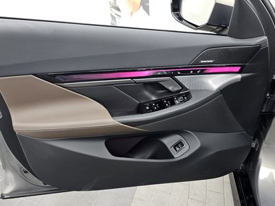 صورة مصغرة 14 لـ 2025 BMW 5 SERIES