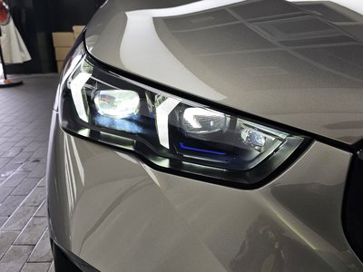 2025 BMW 5 SERIES — фото 9