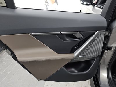 صورة مصغرة 15 لـ 2025 BMW 5 SERIES