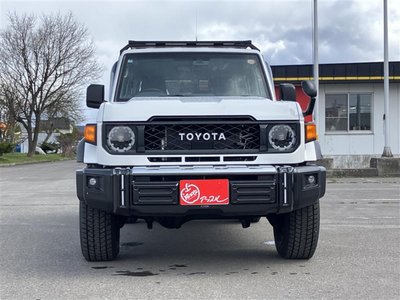 TOYOTA LAND CRUISER - 2