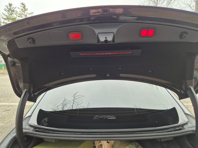 MERCEDES-BENZ E-CLASS - 5