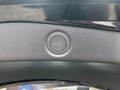 صورة مصغرة 19 لـ 2026 Tesla MODEL 3