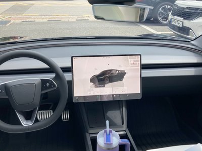 2026 Tesla MODEL 3 photo 8