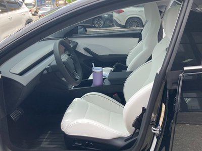 2026 Tesla MODEL 3 photo 9