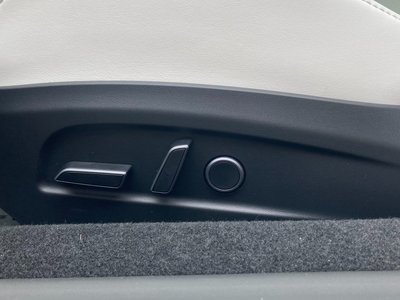صورة مصغرة 16 لـ 2026 Tesla MODEL 3