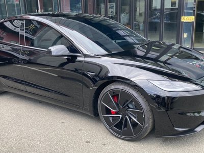 2026 Tesla MODEL 3 photo 2