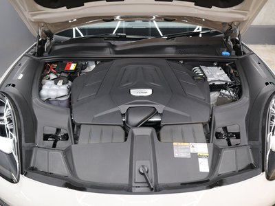 2022 Porsche CAYENNE thumbnail 22